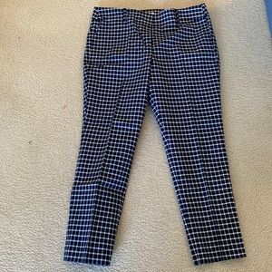LOFT Outlet Navy Blue and White Modern Skinny Ankle Pants NWOT